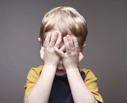 命令式教育对孩子的伤害,棍棒式教育方法只会伤害到孩子