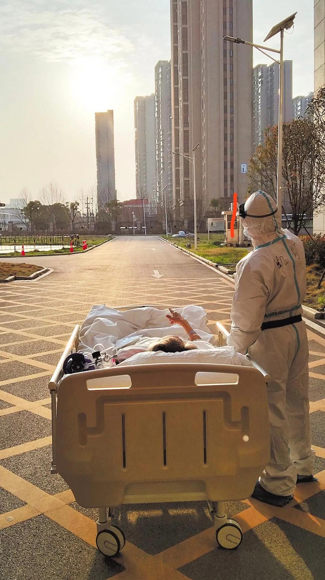 致敬我们的英雄,致敬我们的英雄前辈