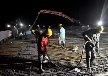 混凝土浇筑施工方案如何编写,混凝土浇筑不平的处理方案