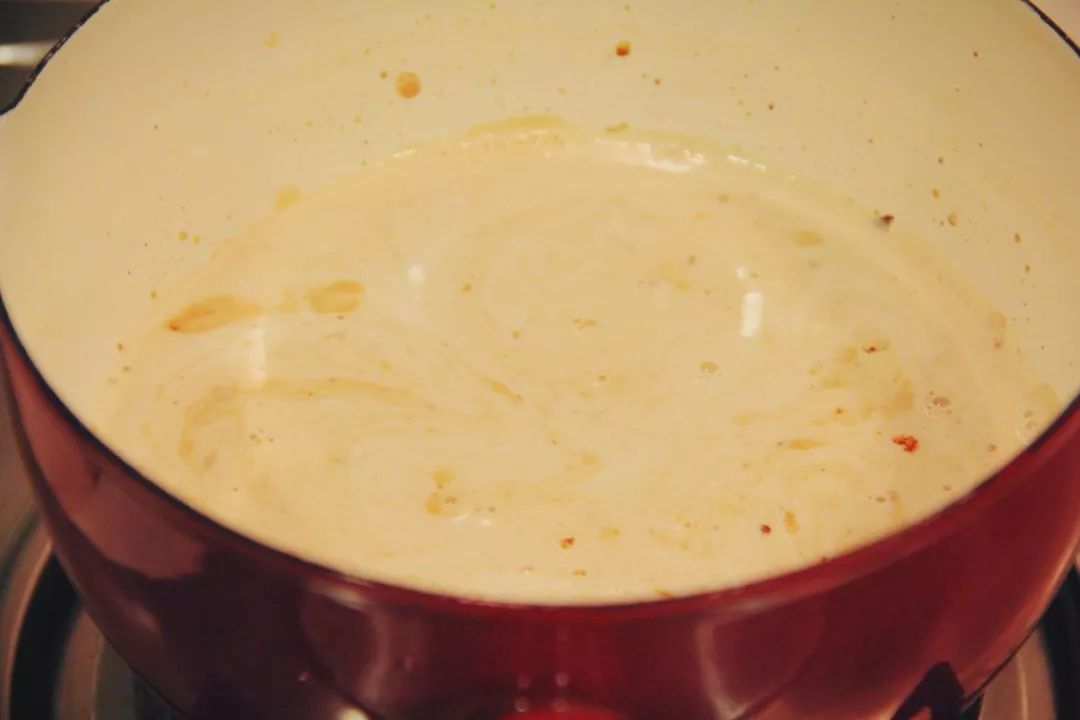 烧仙草焦糖奶茶做法,以前香飘飘焦糖烧仙草布丁奶茶