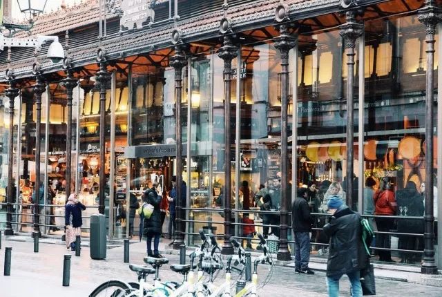 西班牙马德里旅游攻略自由行,西班牙马德里巴塞罗那自由行