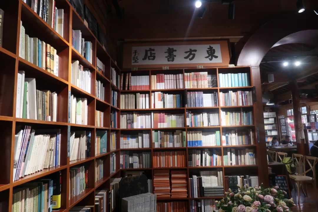 鏄嗘槑瑗垮北鍖鸿彍甯傚満,鏄嗘槑瑗垮北鍖烘槬澶忕鍐彍甯傚満