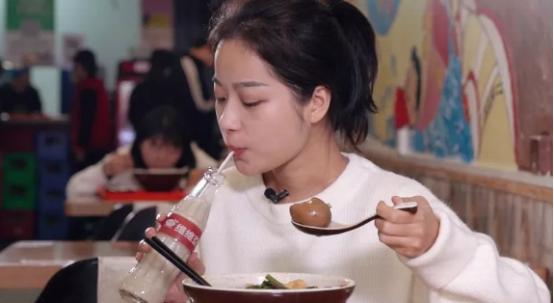 西安钟楼螺蛳粉哪家最好吃,西安钟楼最火爆的螺蛳粉店