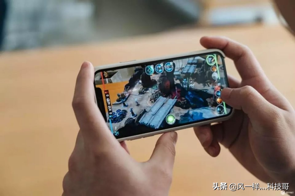 鎵嬫満涓婄殑濂界帺ar娓告垙,ios鍙屼汉ar娓告垙