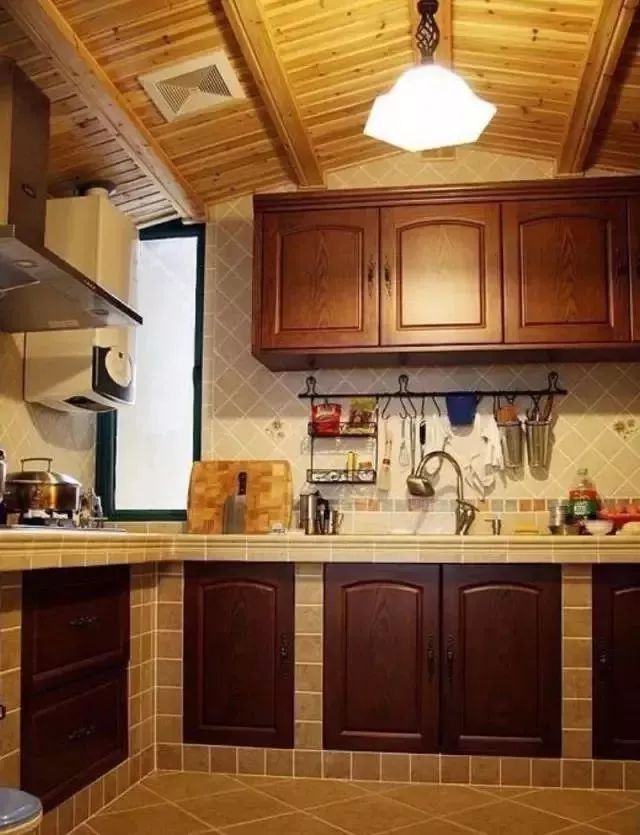 砖砌橱柜实用又实惠,砖砌橱柜不装门