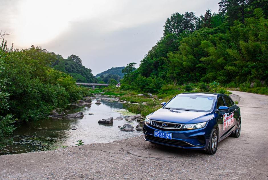 国民家轿首选第4代帝豪,吉利帝豪紧凑