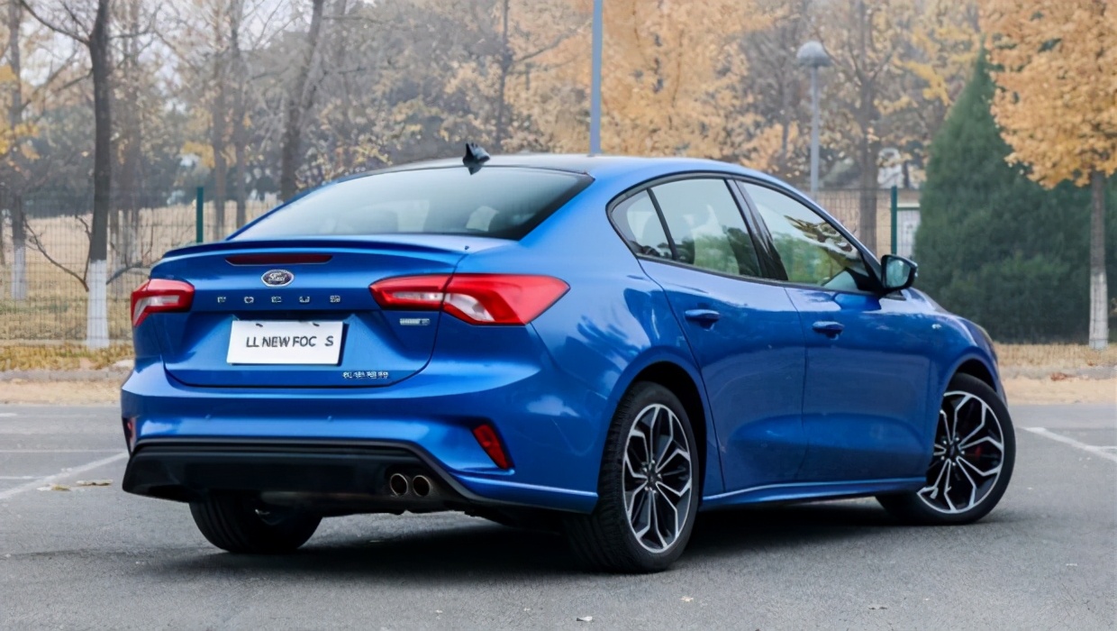 福特福克斯三缸发动机值得入手吗,福特福克斯1.5t三缸10万公里