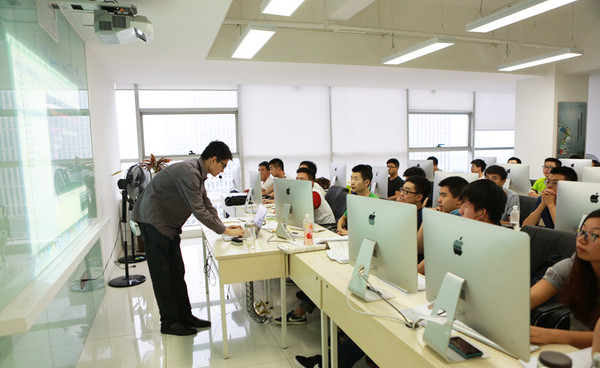 学it行业前景如何,it培训学什么前景最好