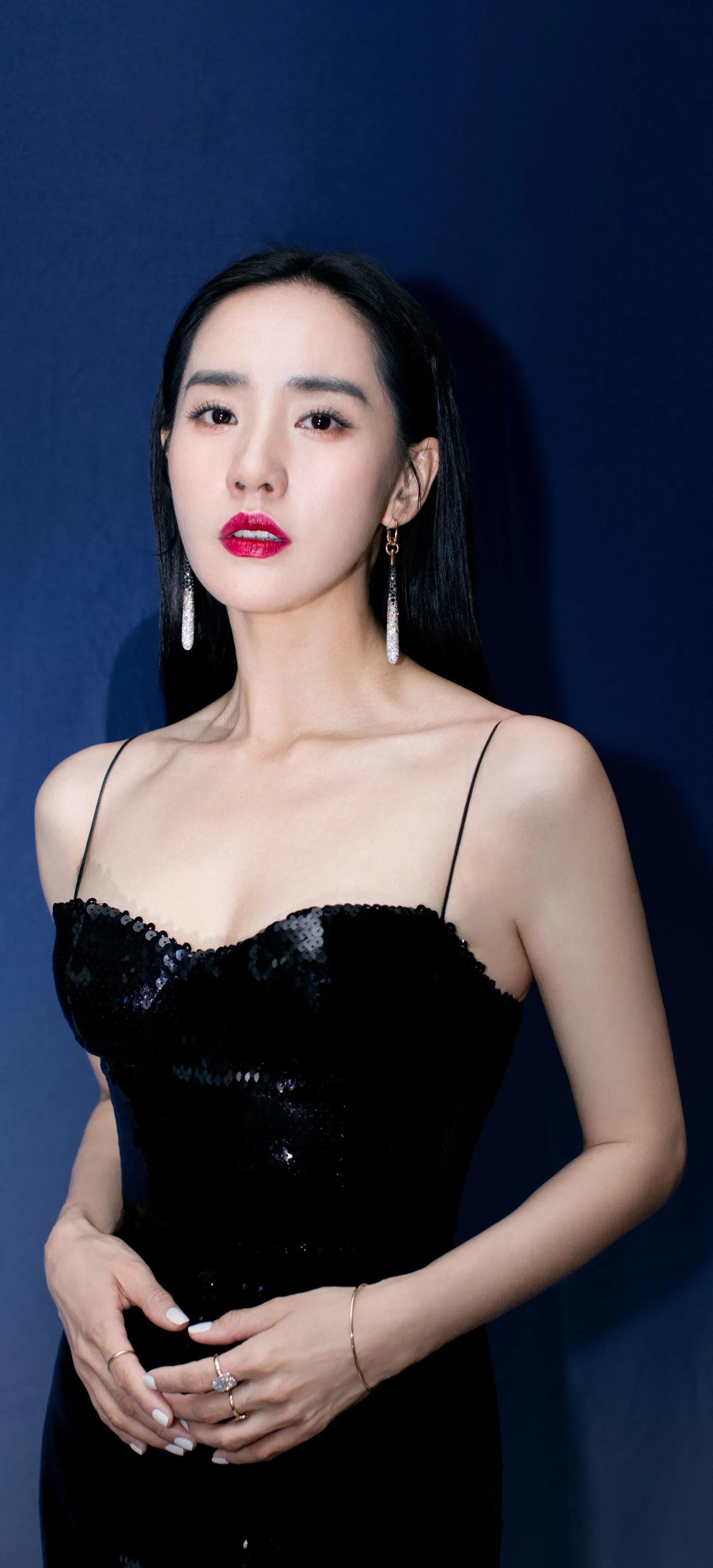 秋雅的扮演者王智,秋雅王智升级当妈