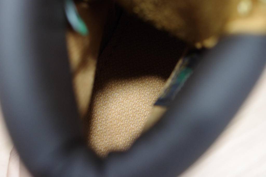 喜新不厌旧:一天一双靴子一个造型,除夕到初六各场合全适配