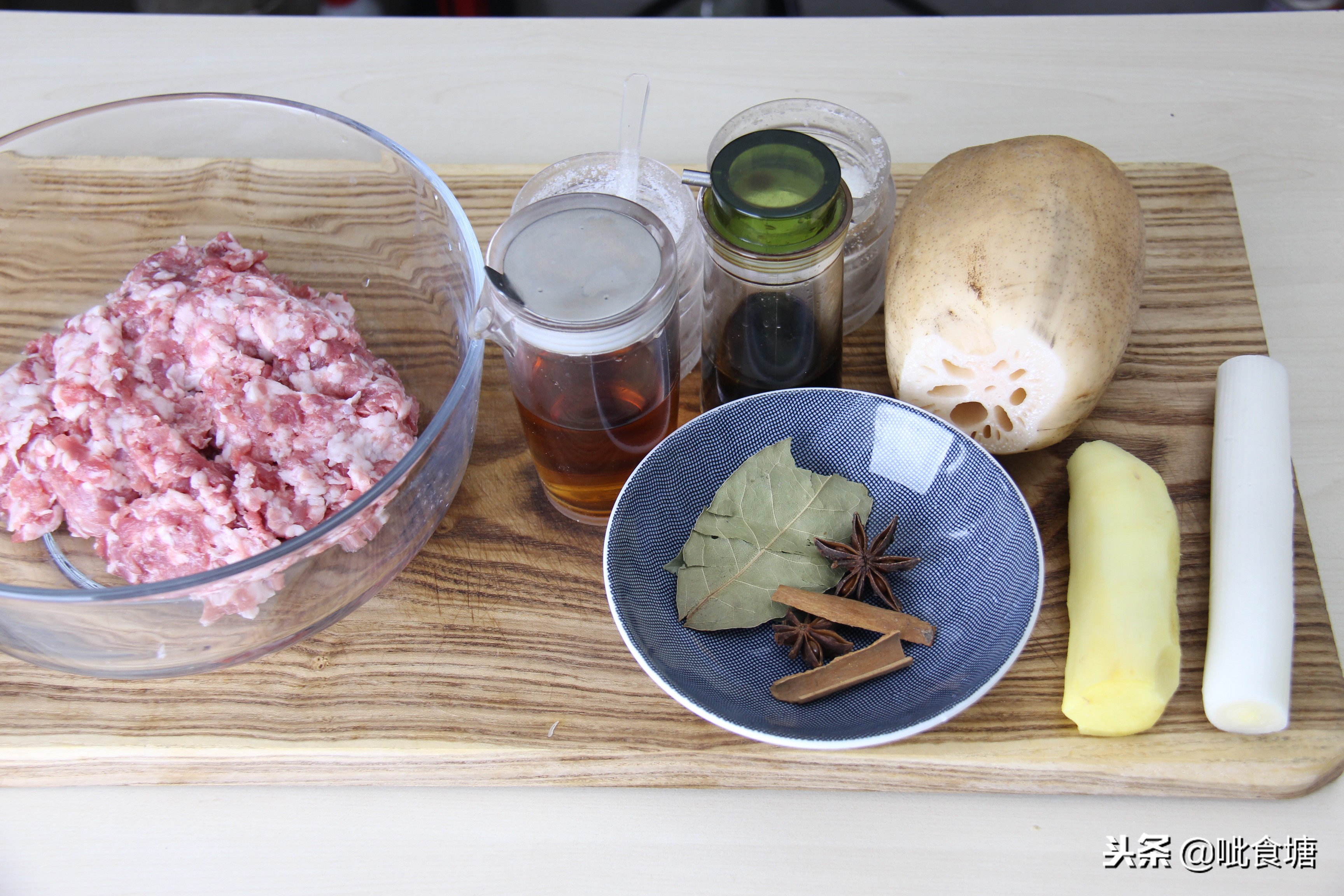 正宗红烧狮子头四喜丸子开袋即食,四喜丸子和红烧狮子头不一样