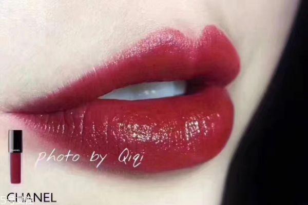 香奈儿154和香奈儿58颜色一样吗 (香奈儿口红58和154号哪个好看)