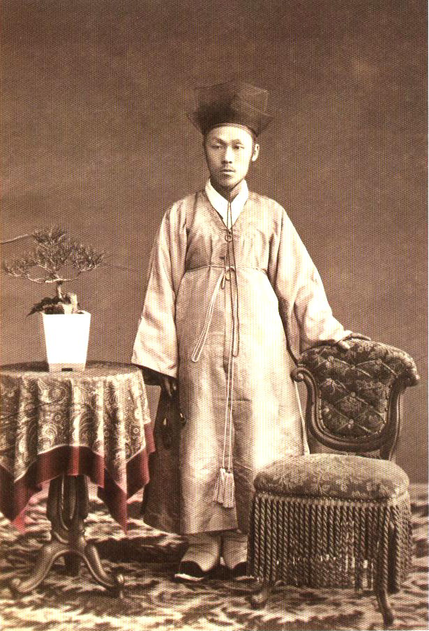 他身为佛教僧侣，却是朝鲜王朝“军购重臣”，因同僚妒忌惨遭*杀暗**