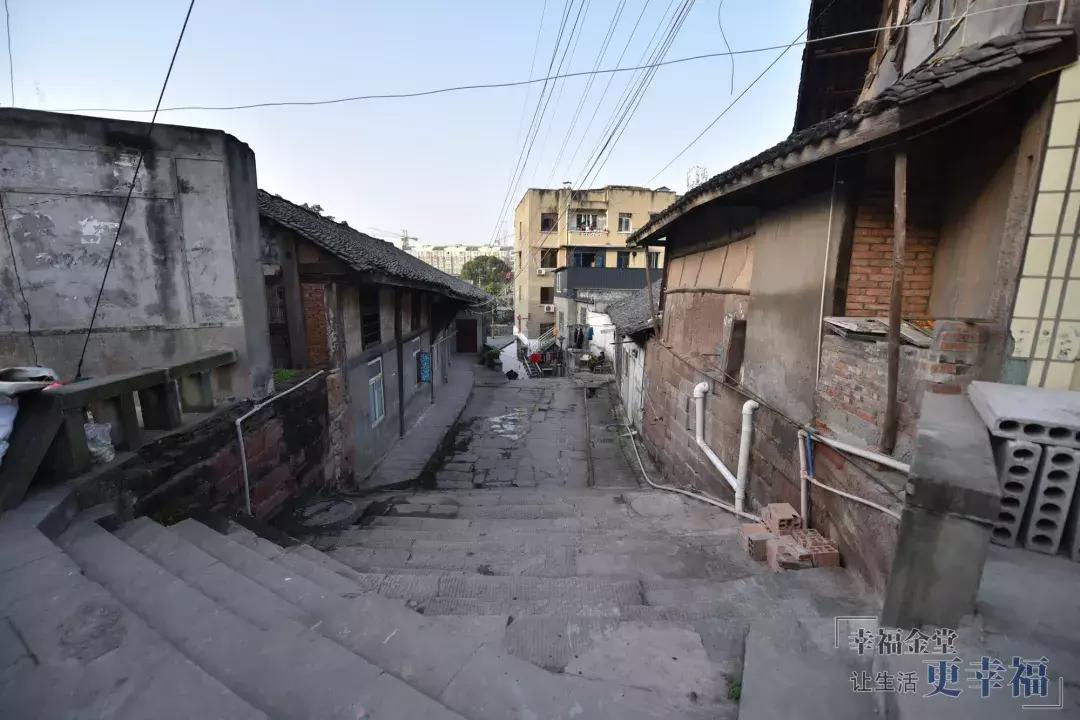 这条老街不仅市井味十足还很文艺,淮州新城古镇