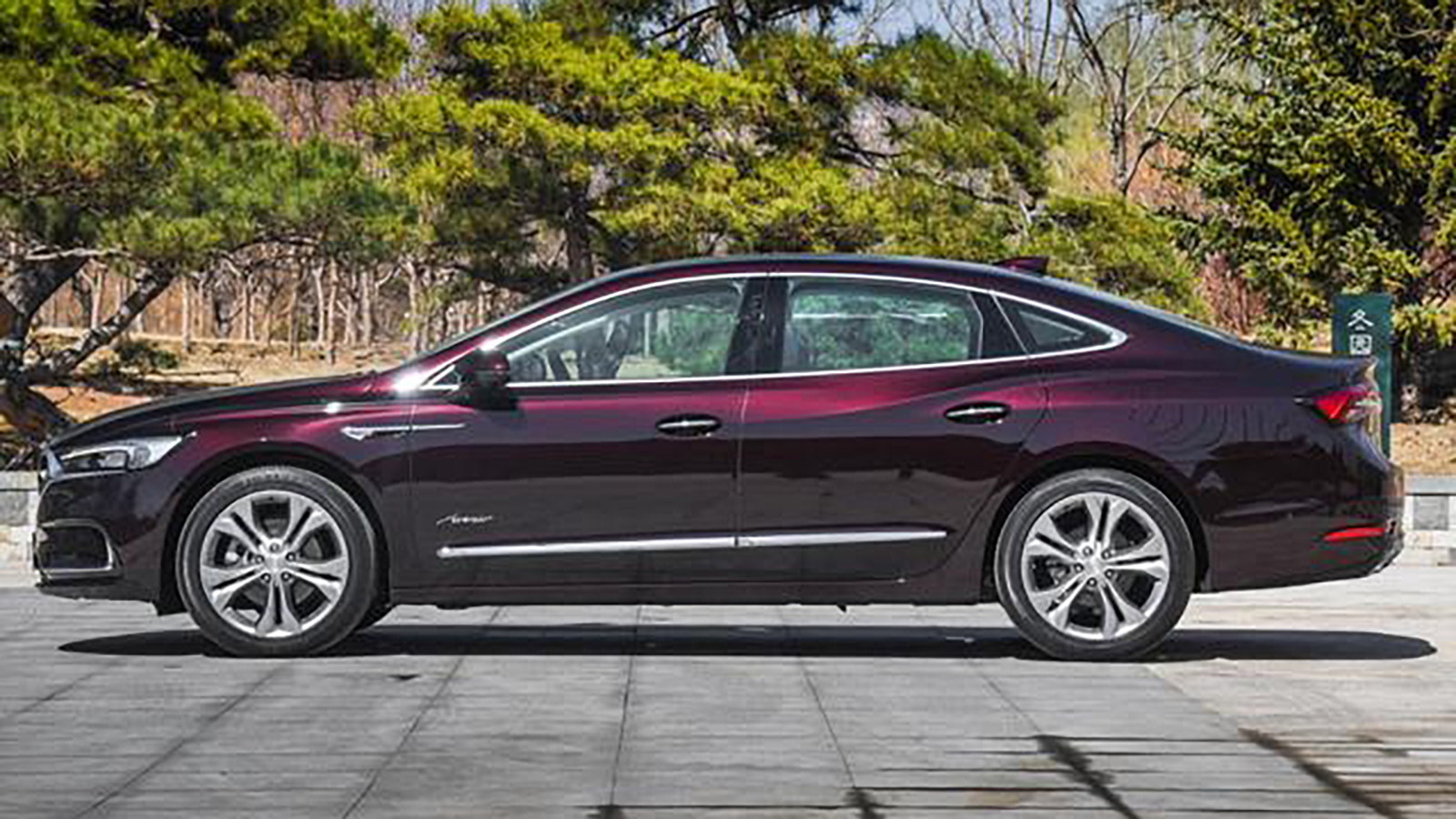 别克君越2020款豪华型值得入手吗,别克君越201820t精英版是6at还是9at