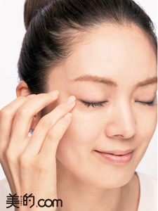 黑眼圈指南,干货告别黑眼圈看这三个按摩手法