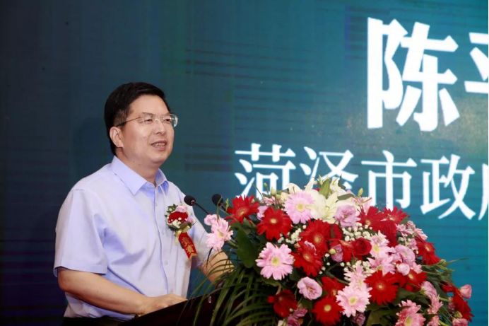 花冠千斤顶前支撑点,花冠腰部支撑