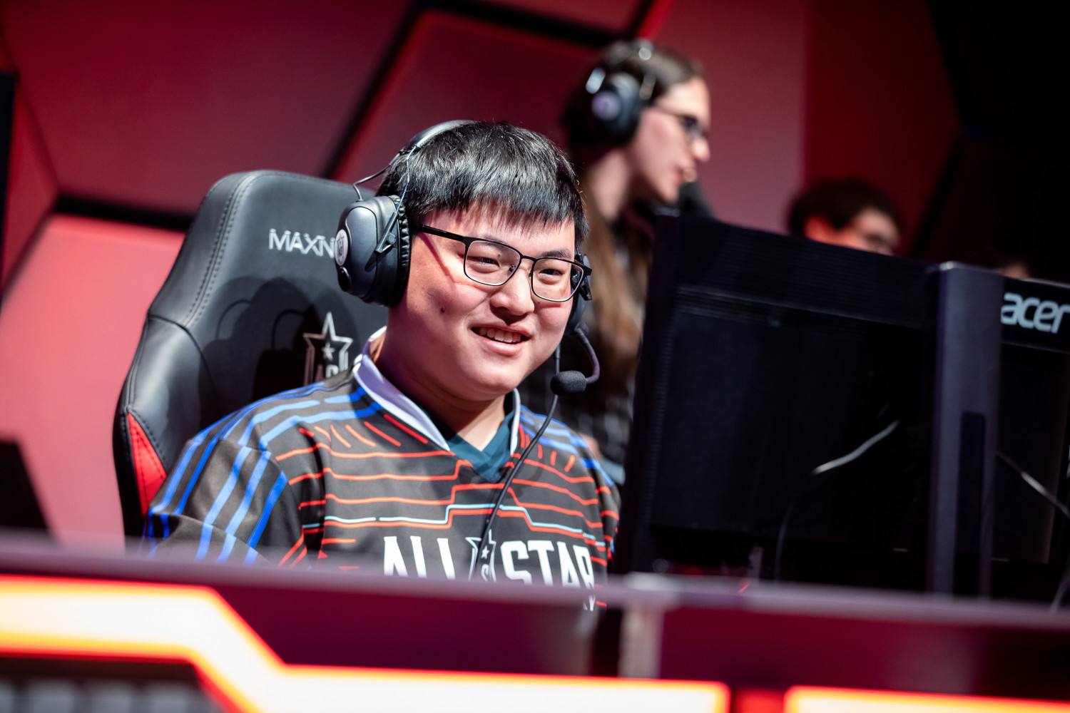 新手赚钱的项目简单游戏,如何创业省钱游戏赚钱