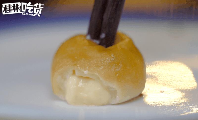 这家店惊现养生辣锅?!吃之前还要先“玩火”!