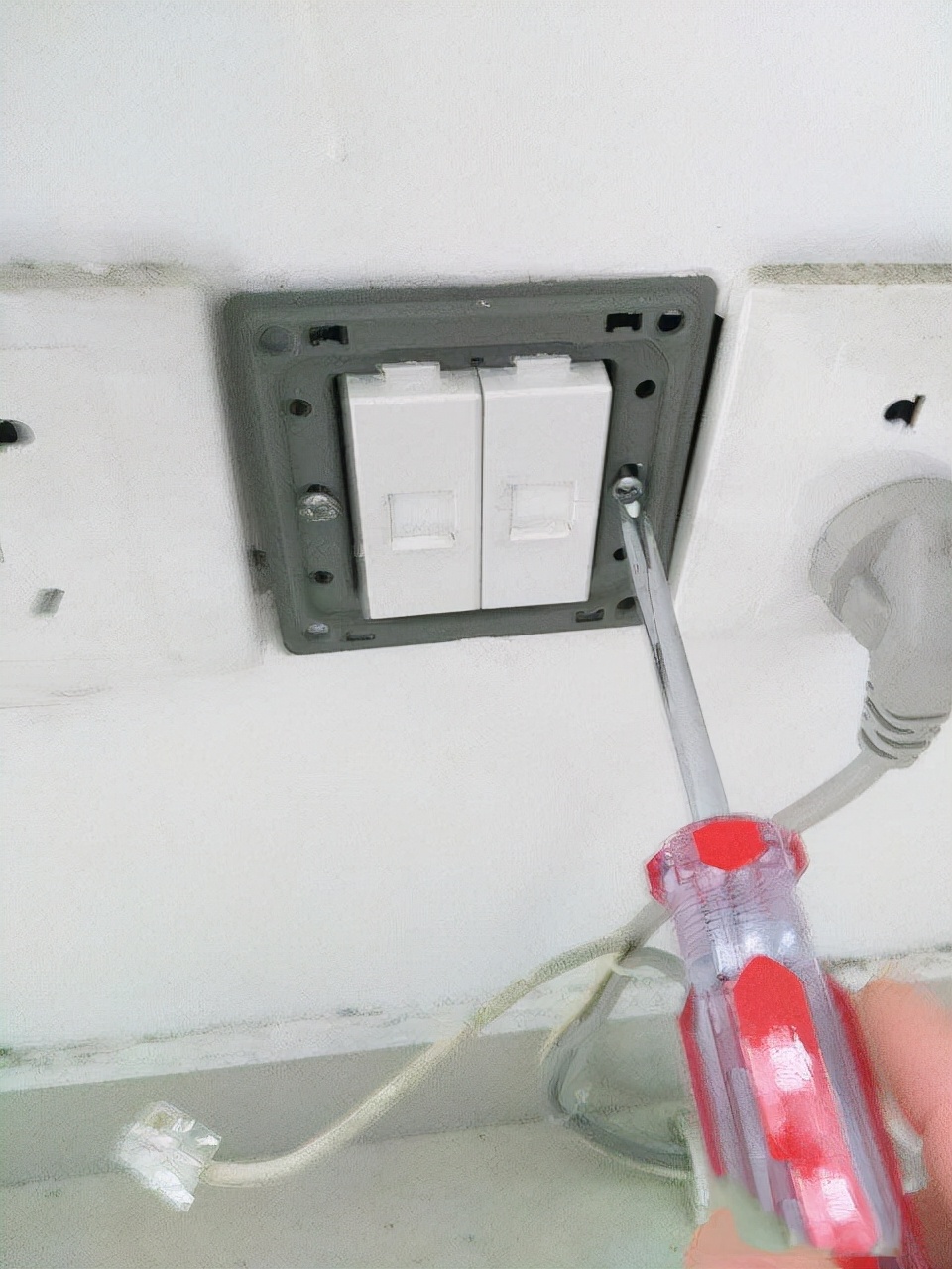 在家怎么制作无线wifi装置,怎么安装办公室迷你wifi