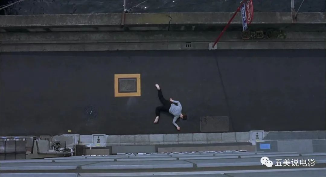 咒怨天花板,咒怨电影完整版恐怖片