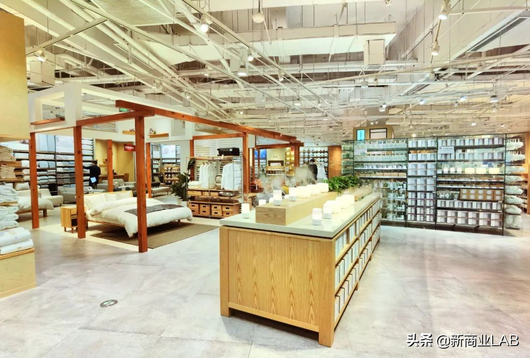 无印良品在武汉的第一家店,武汉无印良品最大的店