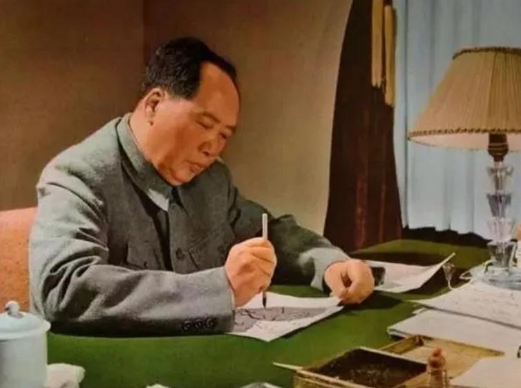 毛*东泽**向全世界展示：一个读书人最高的境界和成就