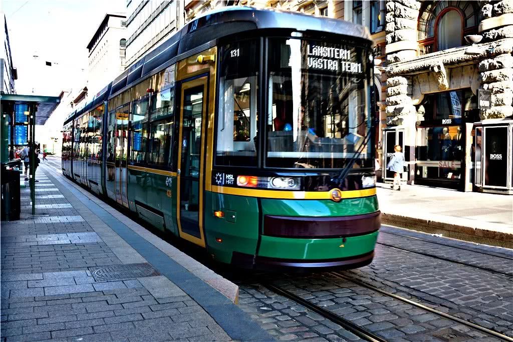 这地方一张罚单78万!豪车开出租家用车是“破烂”,咋回事?