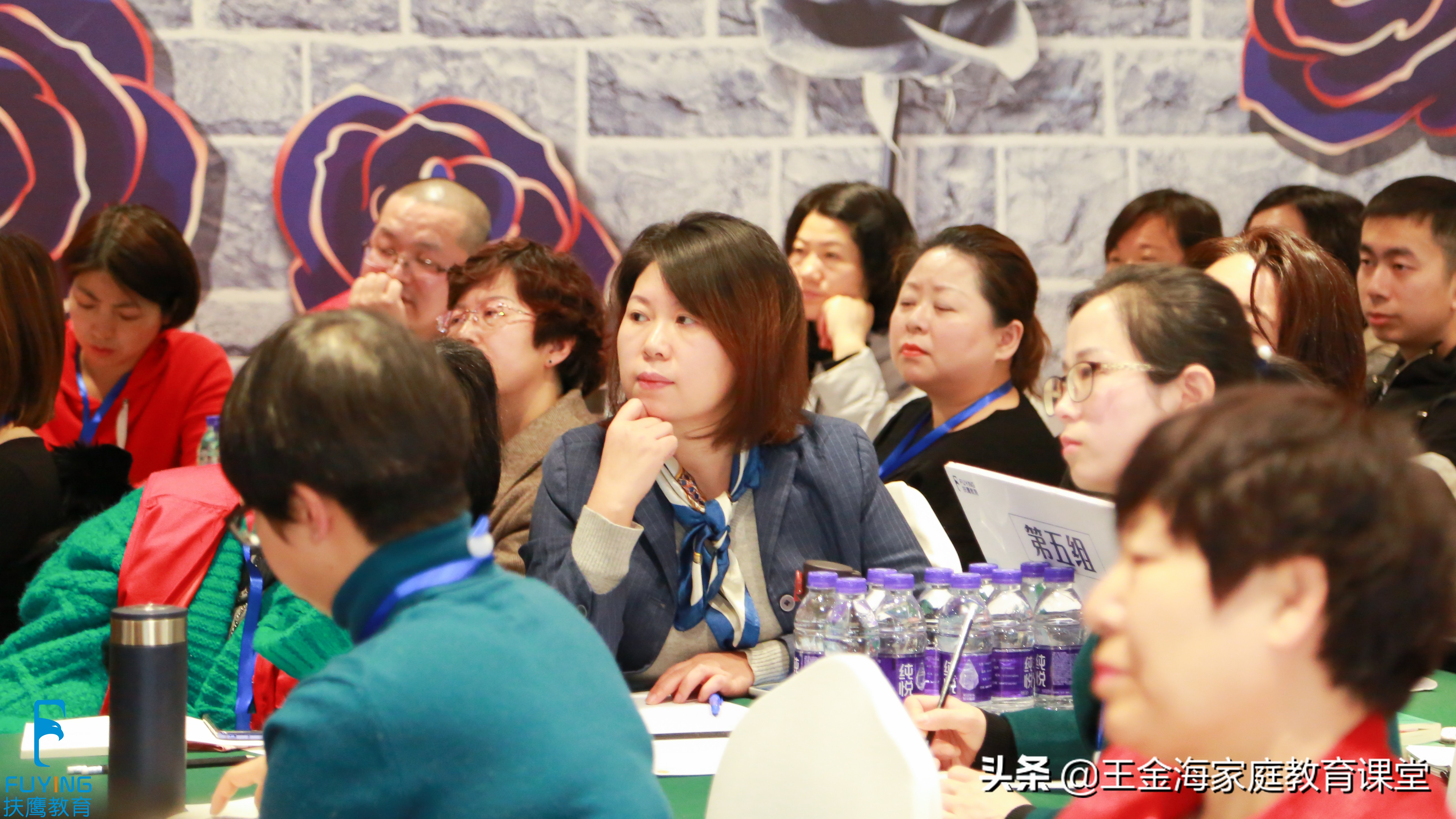 成年人爱偷父母钱还不承认,姐姐偷弟弟零花钱不承认怎么处理