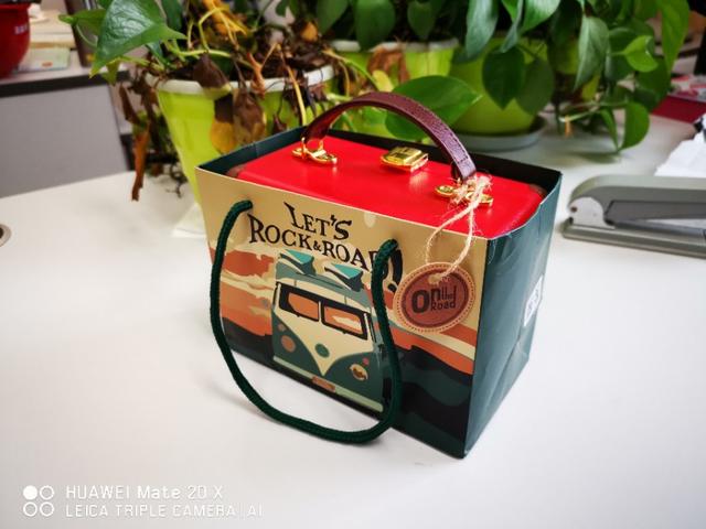 猫王收音机评测视频,猫王迷你收音机拆解