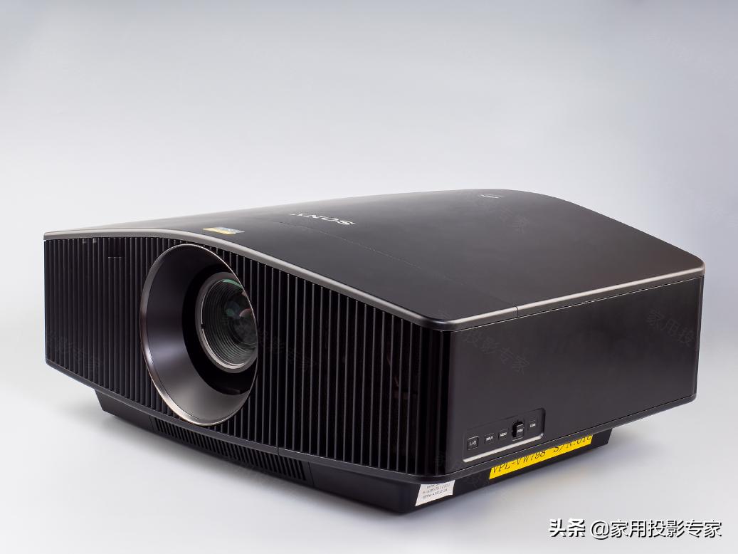「评测」15万元4K家用激光投影机怎样？看索尼VPL-VW798