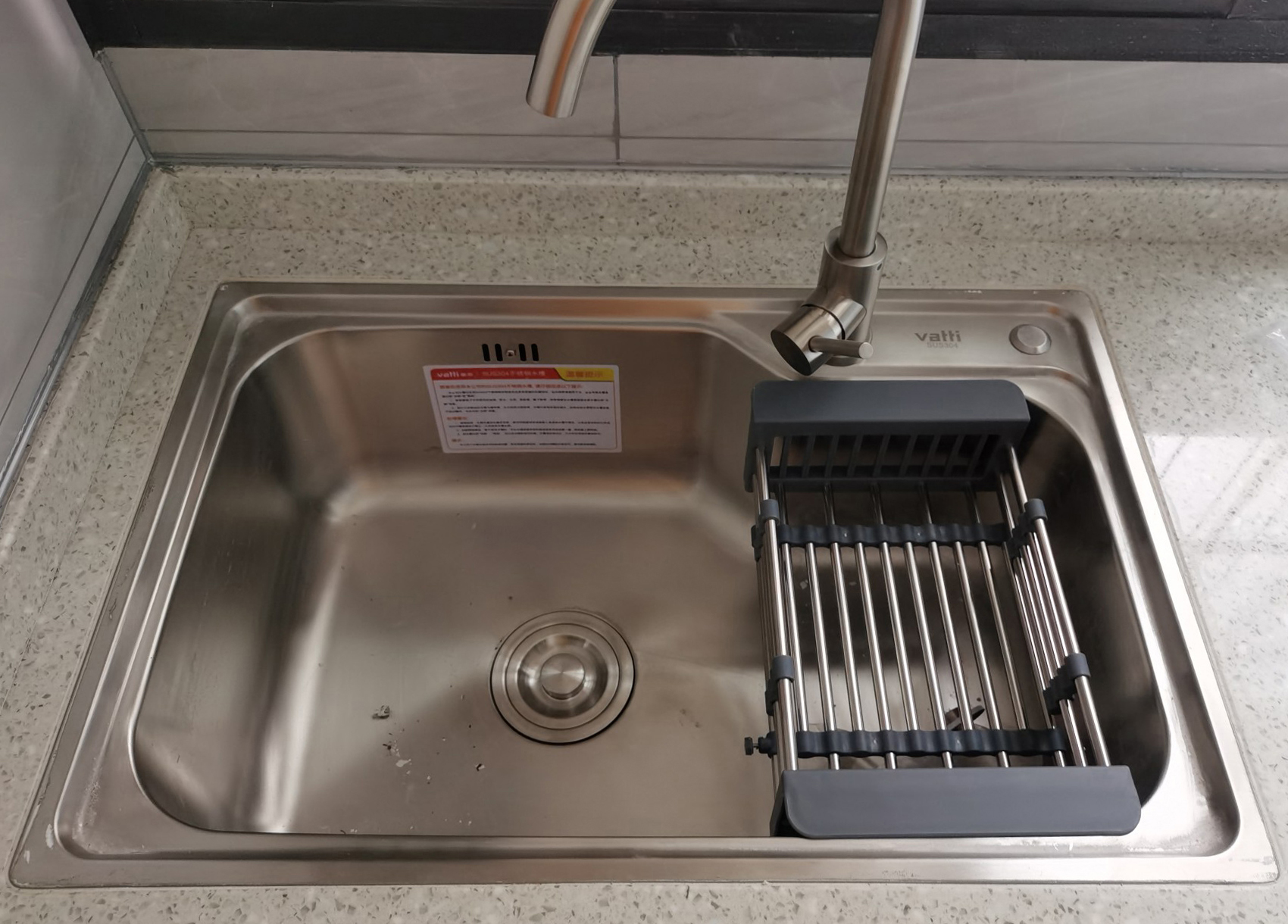 水槽大单槽怎么选不锈钢,不锈钢洗菜盆单槽还是双槽的好用