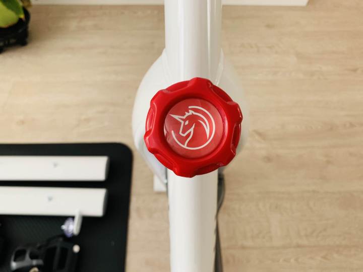 野小兽动感单车哪款比较舒适,一台动感单车