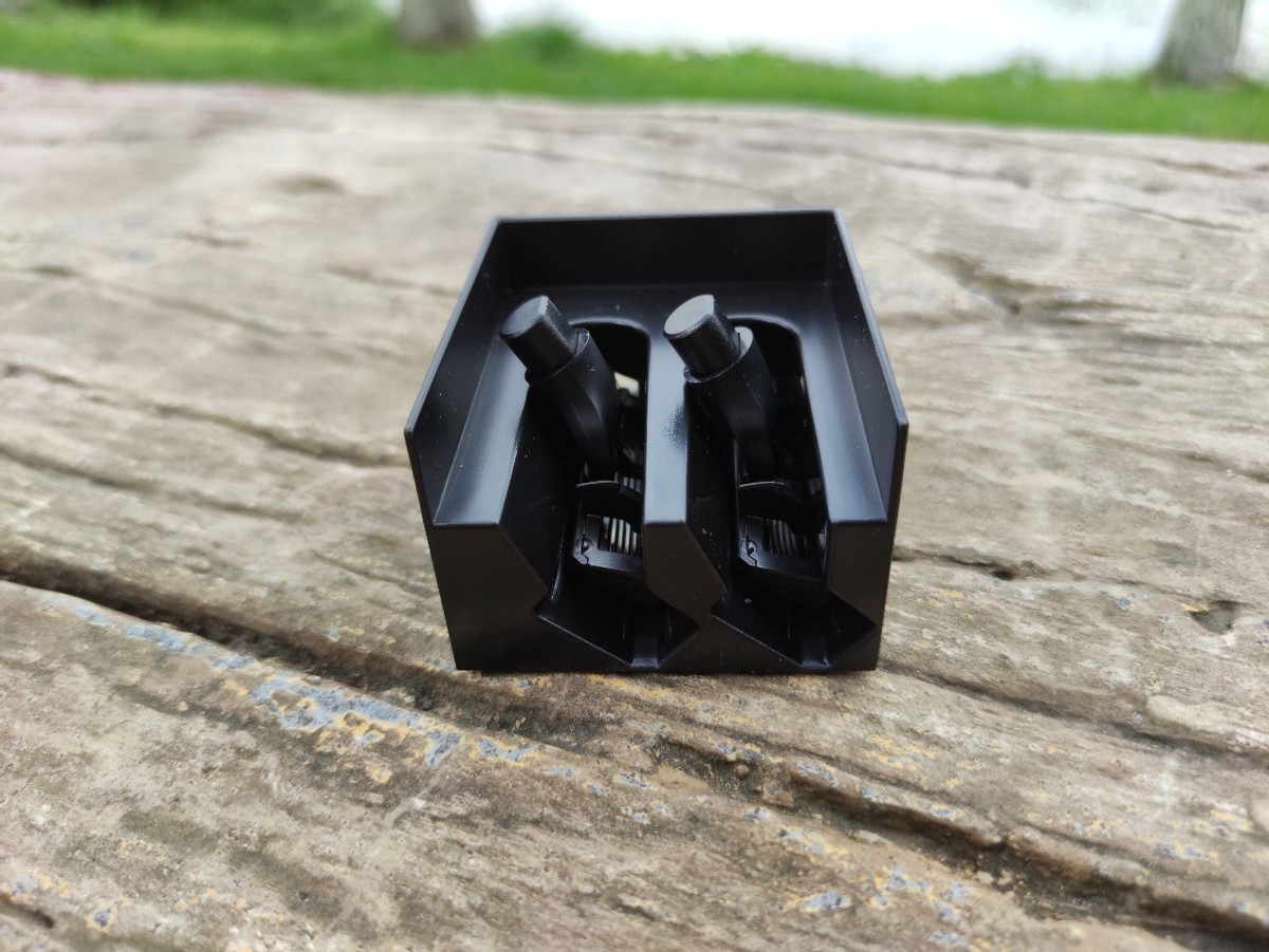 原装进口刀头净颊剃须体验,三刀头轻奢级剃须体验