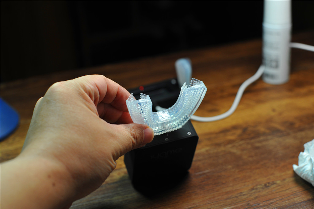 哪款电动牙刷清洁效果好,电动牙刷深层清洁牙齿