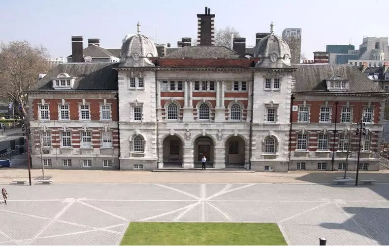 2020艺考：上海视觉艺术学院与上海对外经贸大学合作举办艺术本科