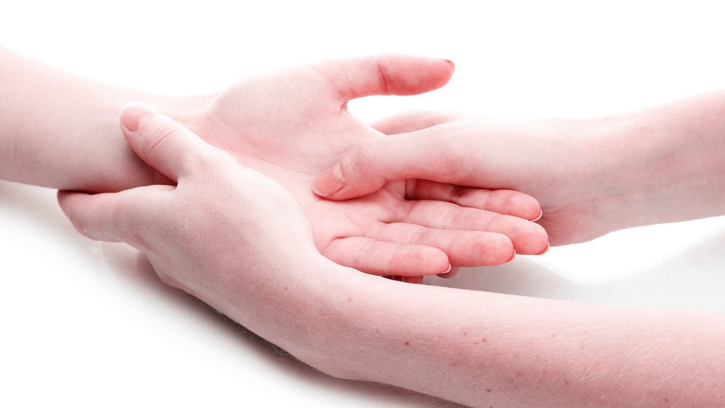 得了腱鞘炎教你一招帮忙缓解,有关腱鞘炎的文章