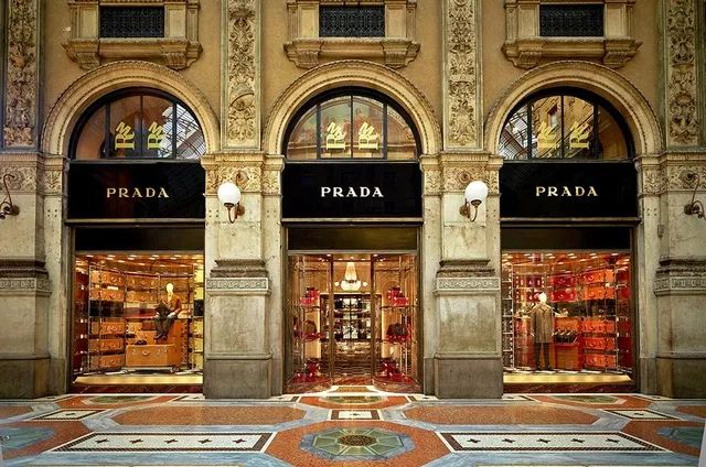 prada为什么走红,你真的了解巴黎欧莱雅吗
