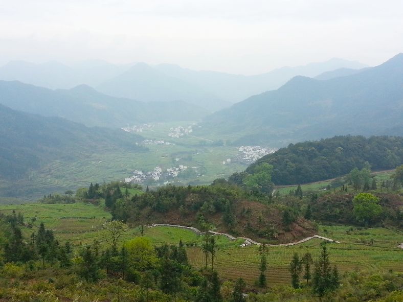 被誉为中国最美的古村落,徽州婺源风光