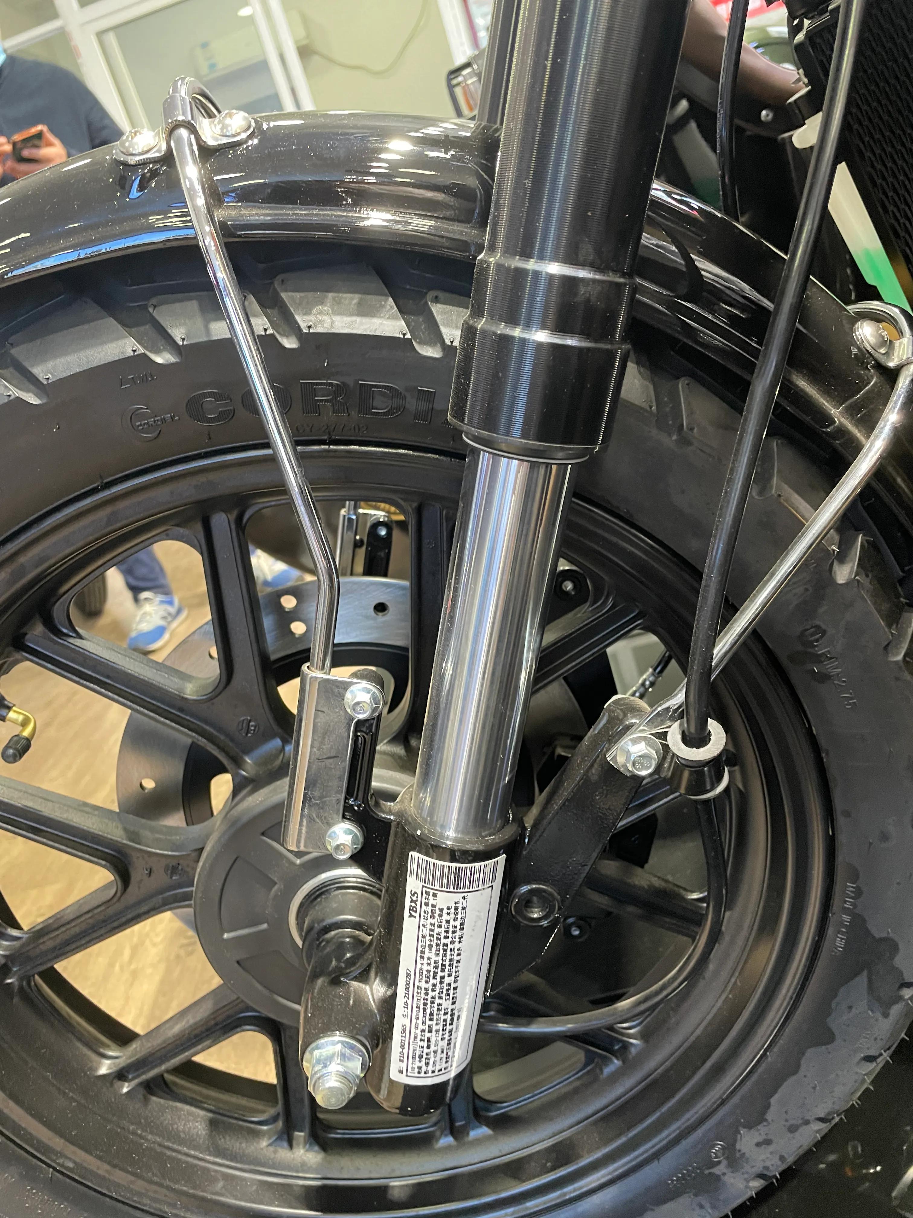 银钢悍路者300侉子,18年银钢悍路者300侉子