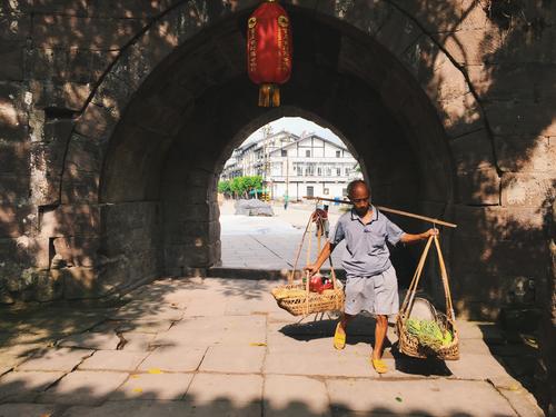 古代小贩地位,古代商贩的历史