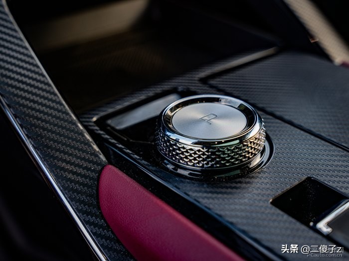 国民神车哈弗h6实用性,大众选车