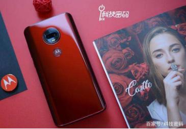 摩托罗拉cdna新时空,puma和飞跃联名