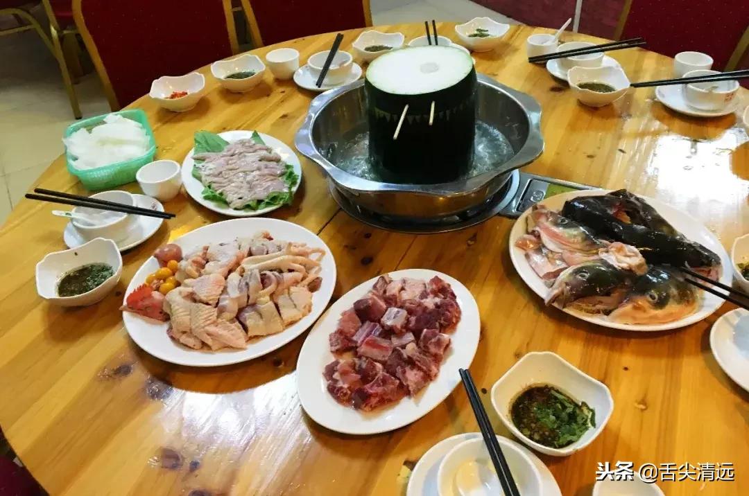 冬瓜盅火锅什么时候吃比较合适,吃冬瓜盅火锅怎么样才能让它吸住