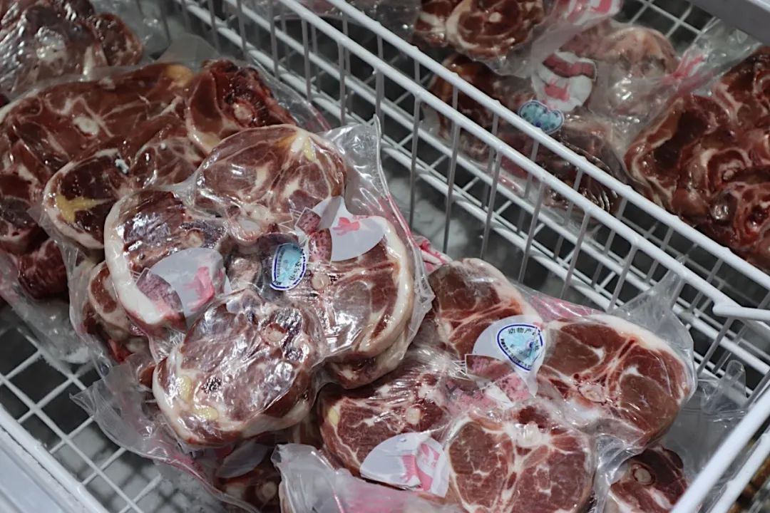 你好，乡愁在成都哪里买