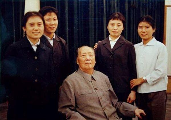 毛主席拒绝手术,主治医生吟诗一首,主席答应:但只用中国制造