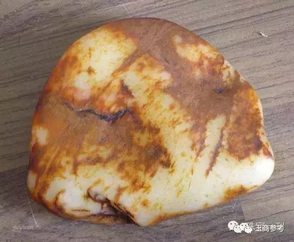 和田玉的识别一招鉴定和田玉真假,怎么分辨真和田玉和假的和田玉