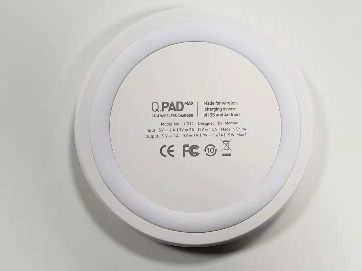 momax无线充电,momax苹果18w快充