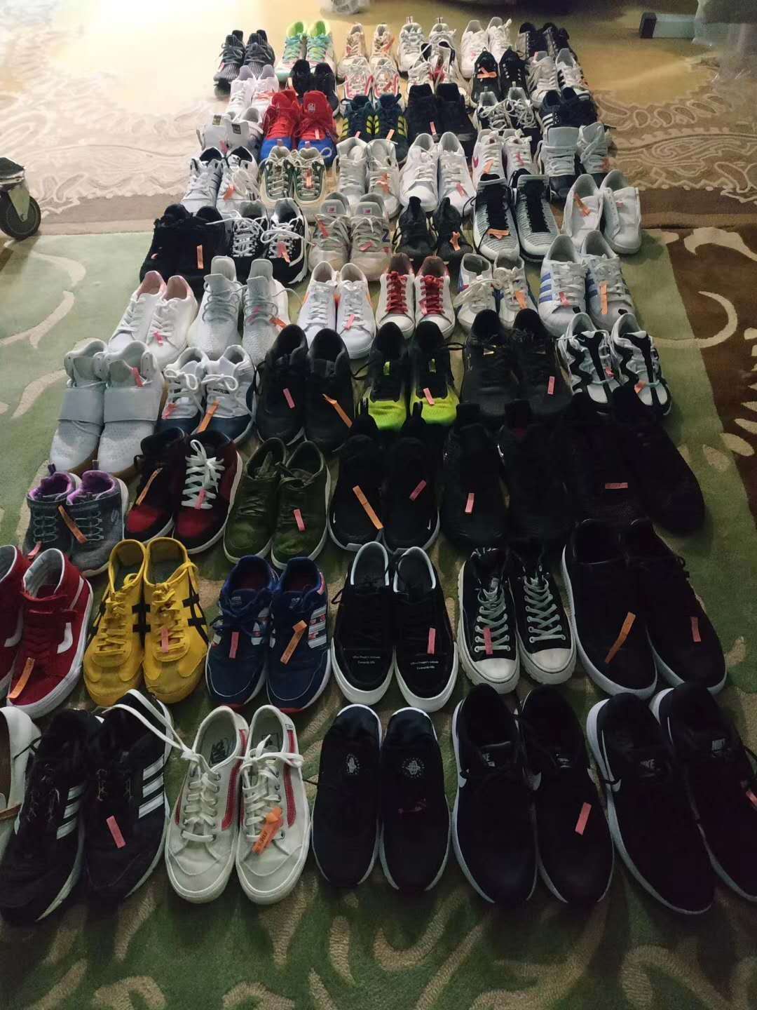 怎么样才能开一家洗鞋馆,如何开一家洗鞋坊店