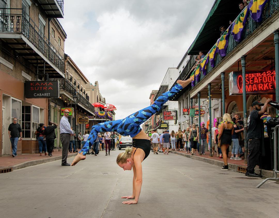 如何选择适合自己的瑜伽服,瑜伽服穿哪一款比较好